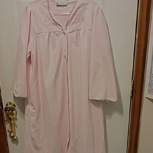 Elegant Pink Embroidered Women's Robe